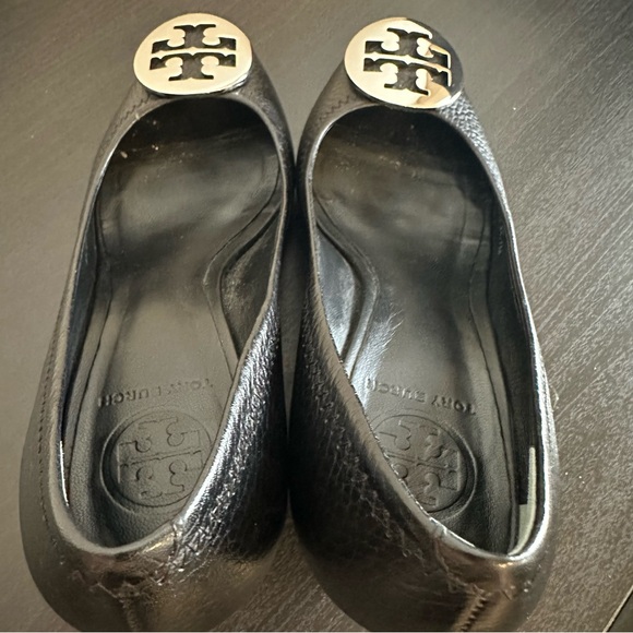 *LIKE NEW* Tory Burch Black and Silver Sally 2 Open Toed Wedge, Size US 7 W - Picture 6 of 7